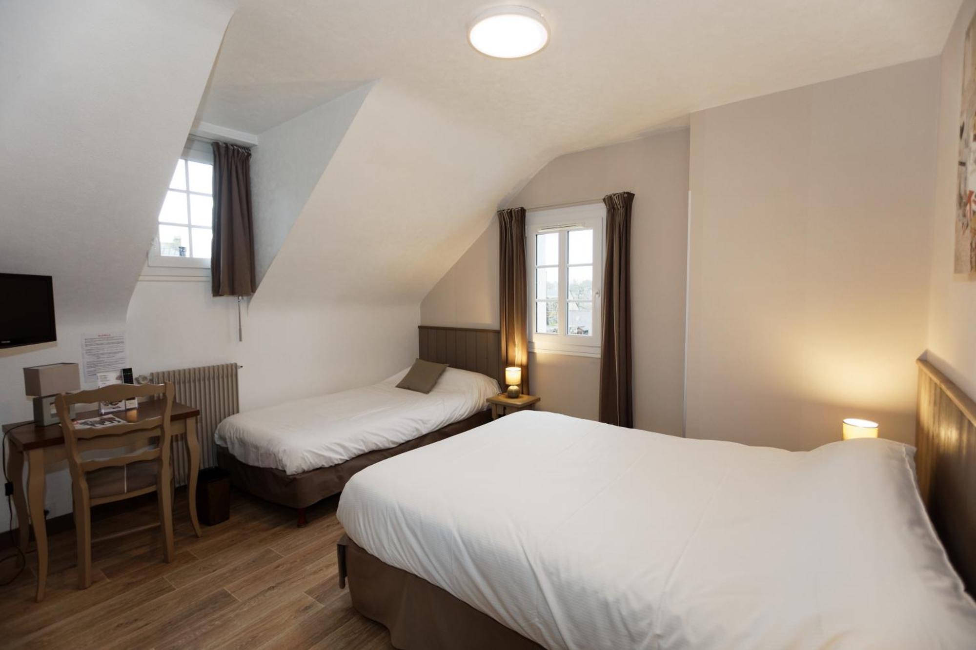 Contact Hotel - Hotel Le Lion D'Or למבאל חדר תמונה