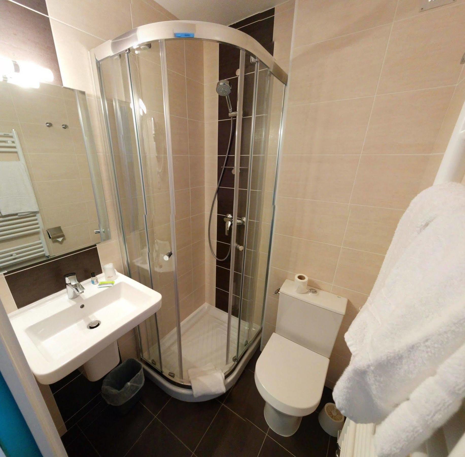 Contact Hotel - Hotel Le Lion D'Or למבאל מראה חיצוני תמונה